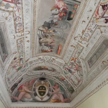 Il Rosso Volterrano N.10 Appartamento Volterra